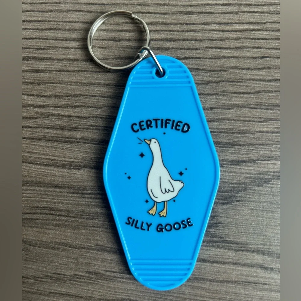 Handmade Vintage Style Motel Keychain Funny Colorful - Choice of 1 - Picture 3 of 12